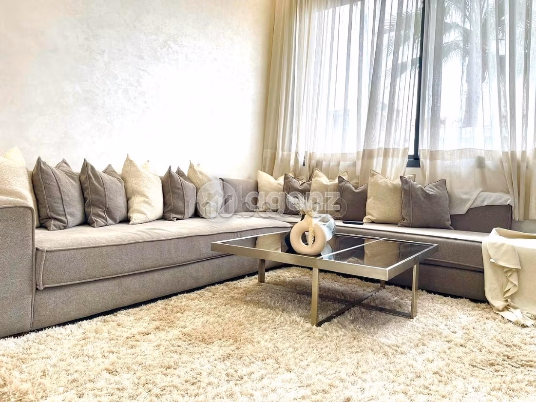 Kopen: villa's en luxe woningen. 5 Kamers. Gemeubileerd