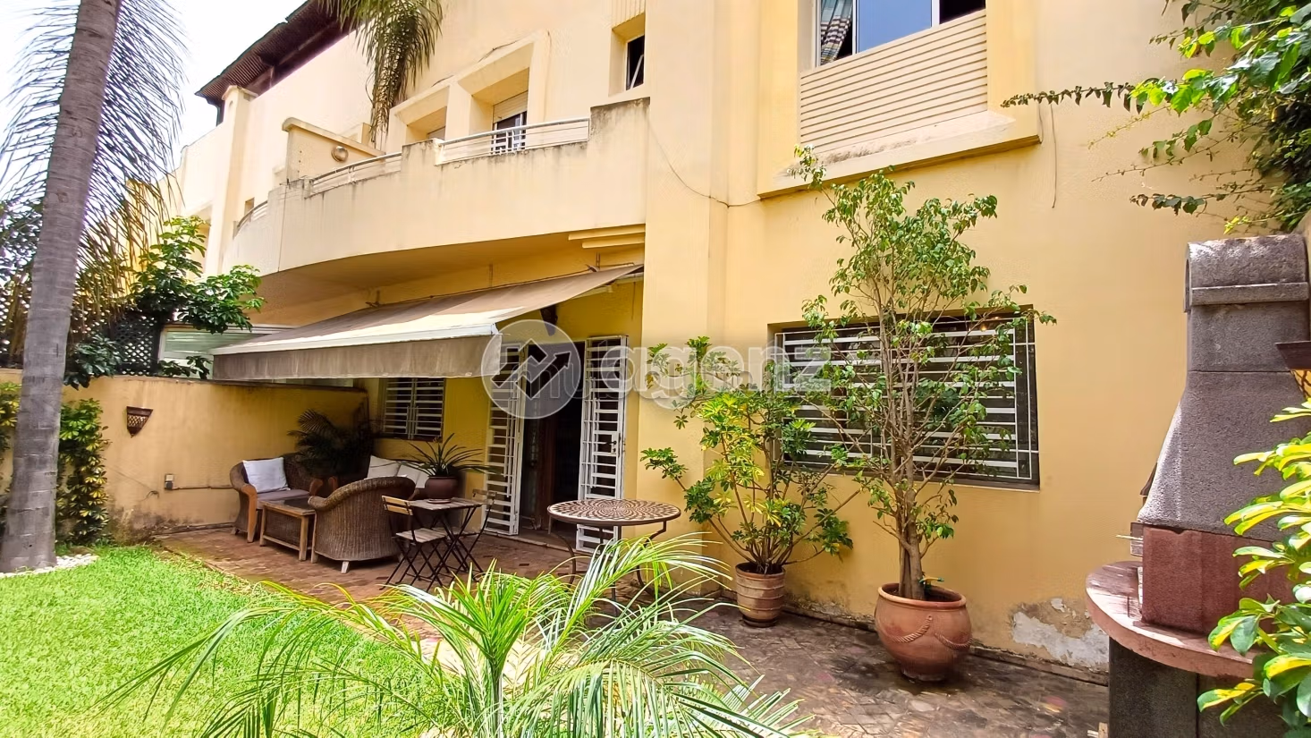 Splendid villa for sale in Sidi Maarouf. 5 rooms. Well decorated