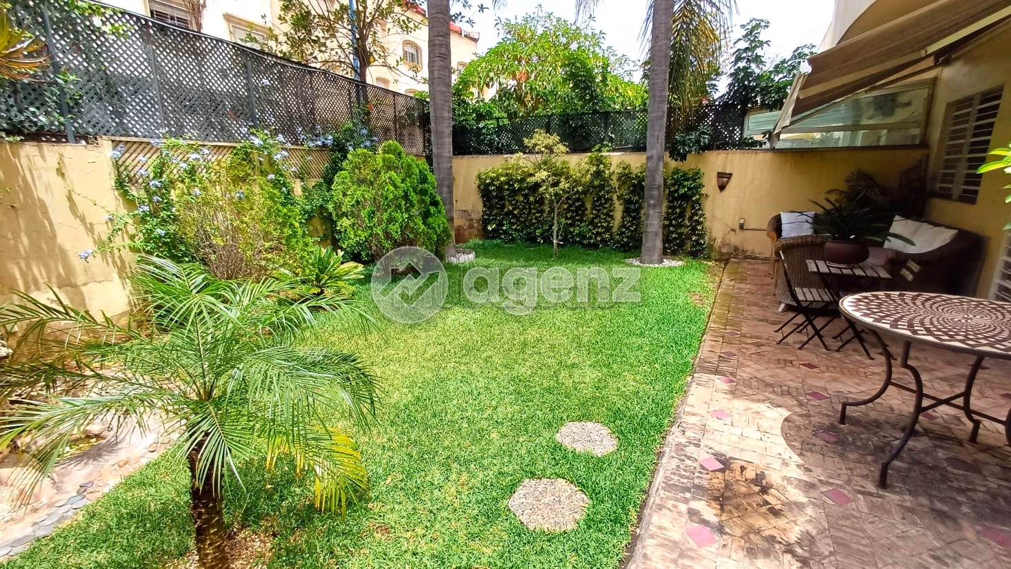 Splendid villa for sale in Sidi Maarouf. 5 rooms. Well decorated