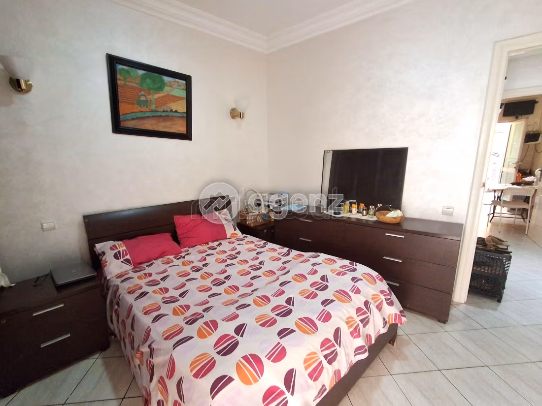 Appartamento in vendita a Bourgogne Ouest. 2 camere da letto. Con ascensore e terrazzo
