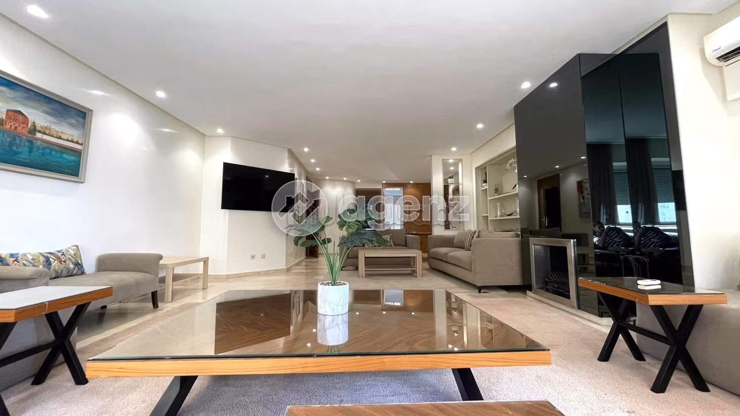 Bonito piso en venta en Racine. Superficie de 155 m². Con garaje y ascensor
