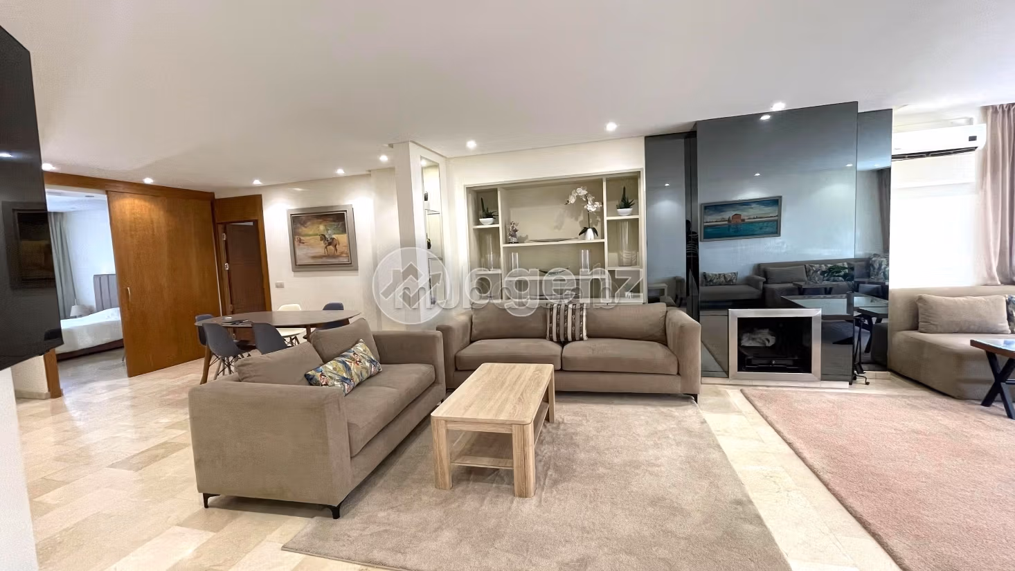 Bonito piso en venta en Racine. Superficie de 155 m². Con garaje y ascensor