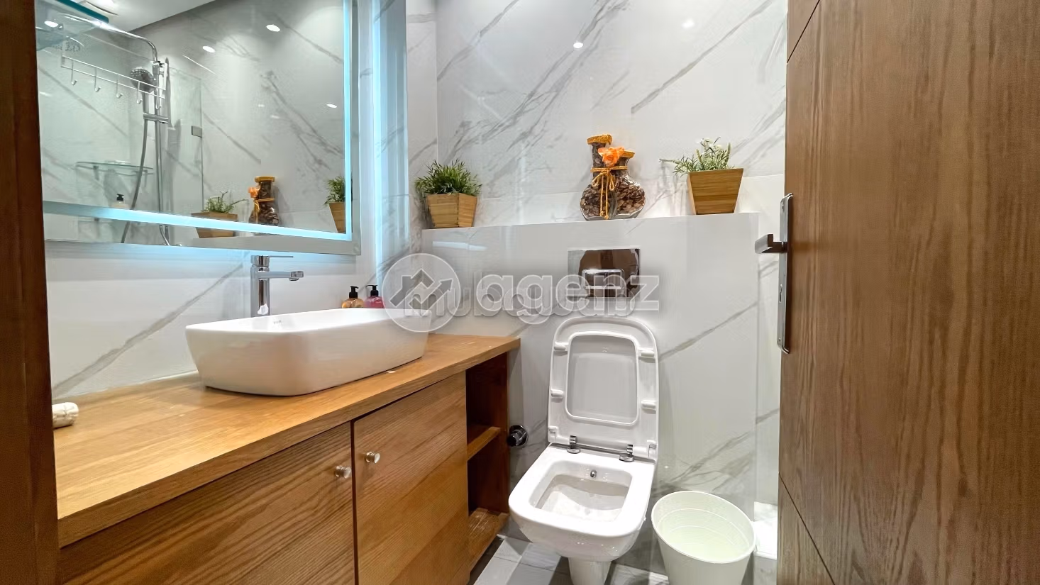 Bonito piso en venta en Racine. Superficie de 155 m². Con garaje y ascensor