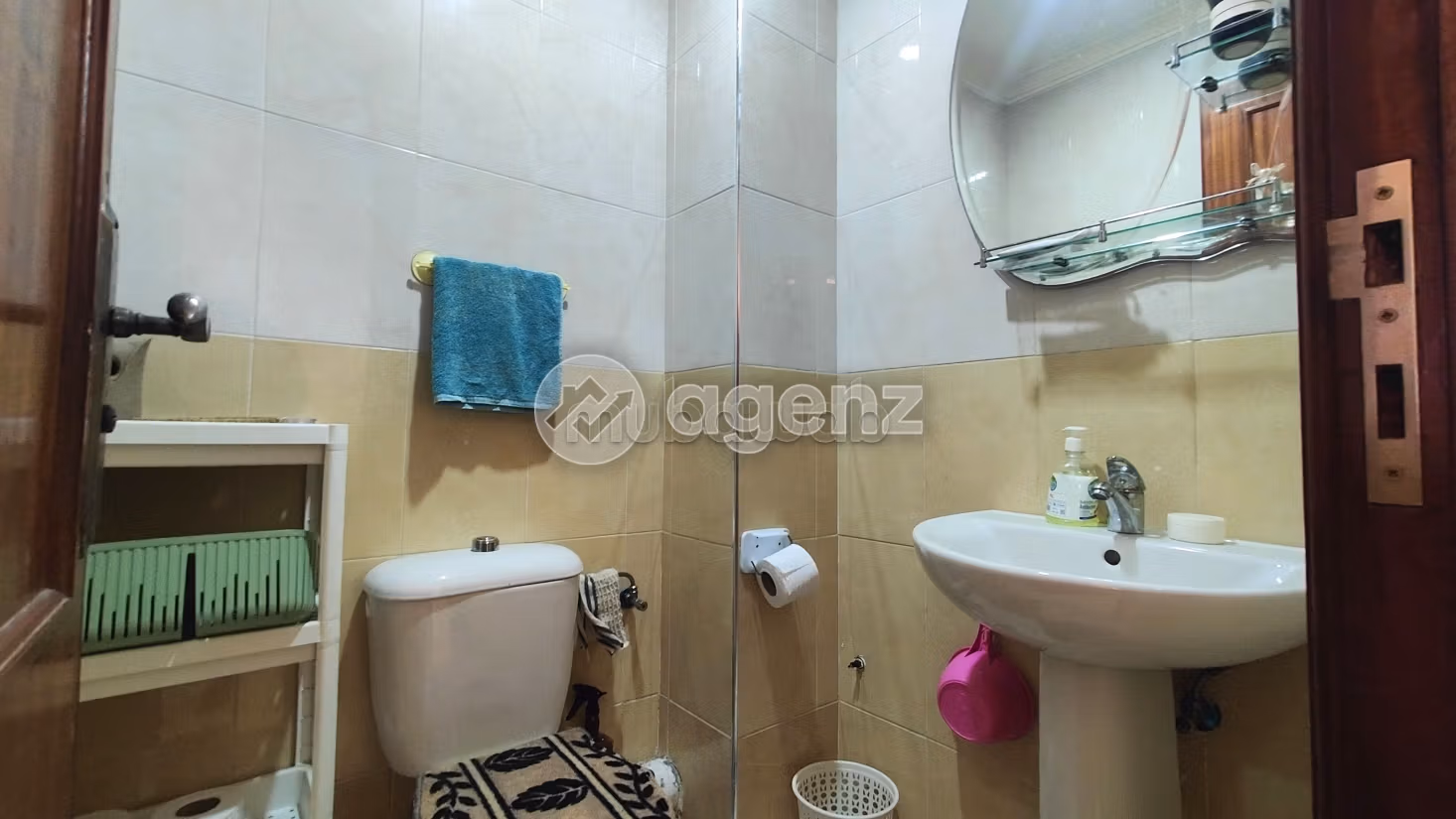 Bonito piso en venta en Roches Noires. 2 dormitorios. Ascensor y plazas de aparcamiento