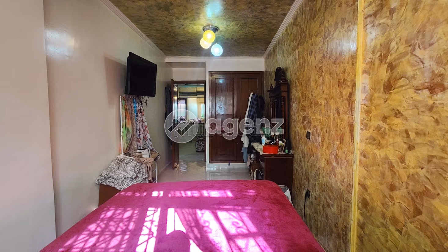 Bonito piso en venta en Roches Noires. 2 dormitorios. Ascensor y plazas de aparcamiento