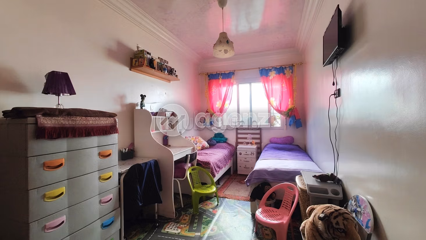 Bonito piso en venta en Roches Noires. 2 dormitorios. Ascensor y plazas de aparcamiento