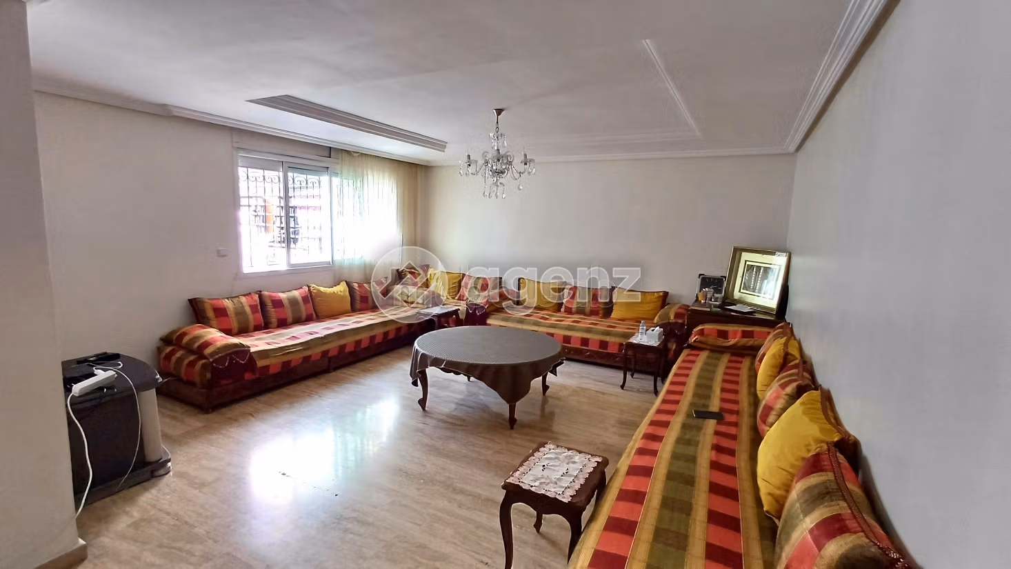 Beautiful apartment for sale. Area 80 m². With garage and lift