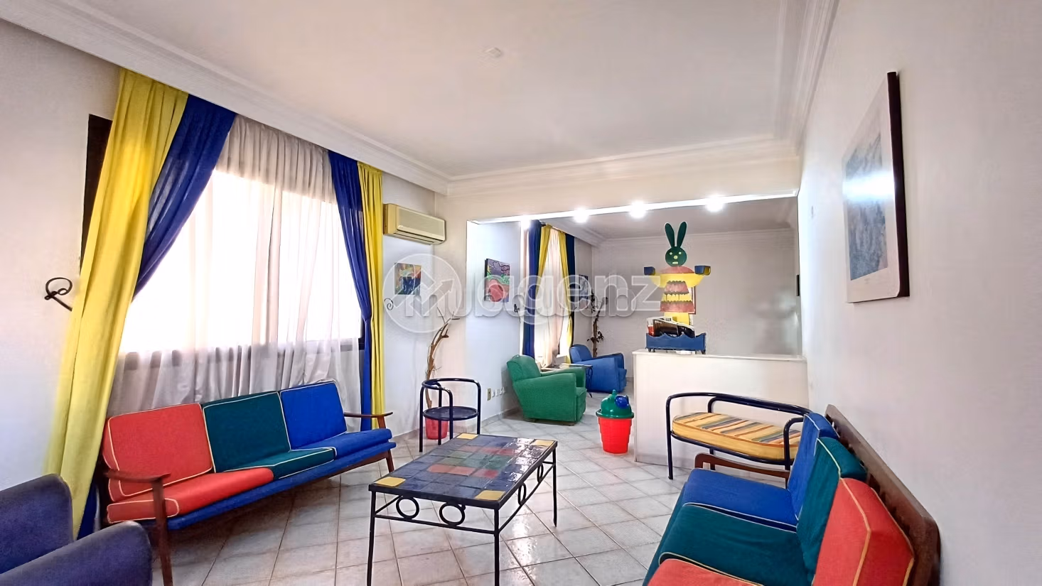 Offices for rent in Moulay Youssef. Small area 173 m²