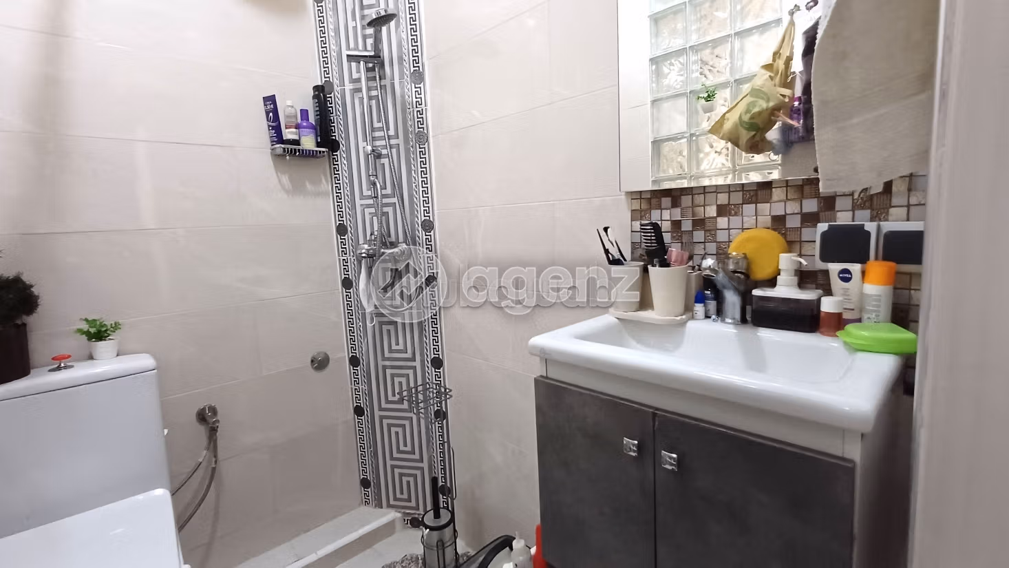Vendita appartamento a Beausite. 2 camere. Cucina ben equipaggiata