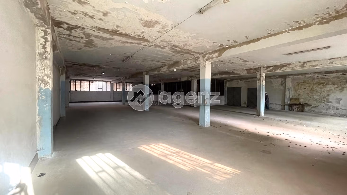 Commerce à vendre 1 736 m² CIL Casablanca