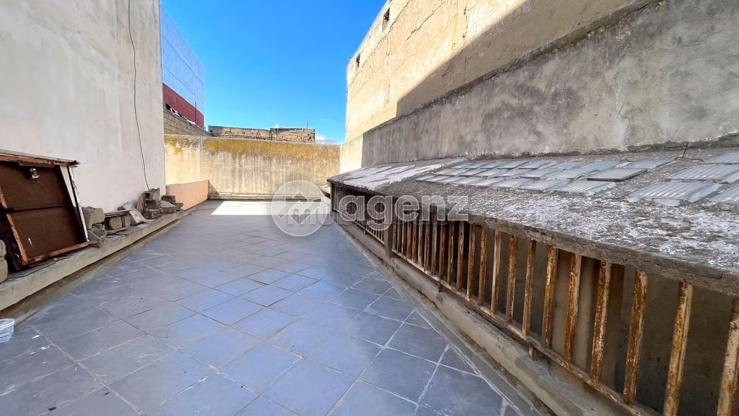 Duplex à vendre 198 m², 3 chambres 
Derb Ghalef 
Casablanca