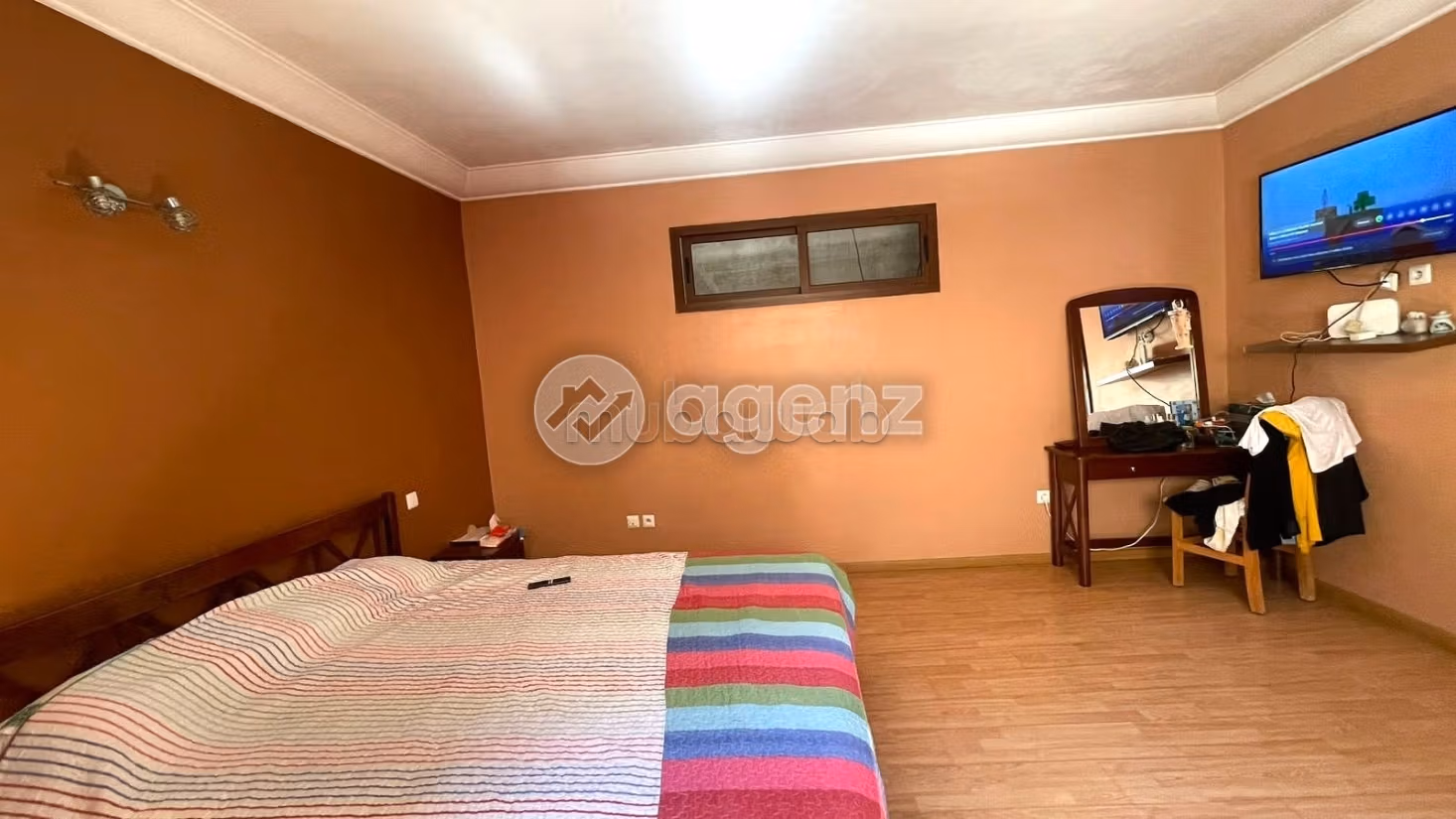 Duplex à vendre 198 m², 3 chambres 
Derb Ghalef 
Casablanca