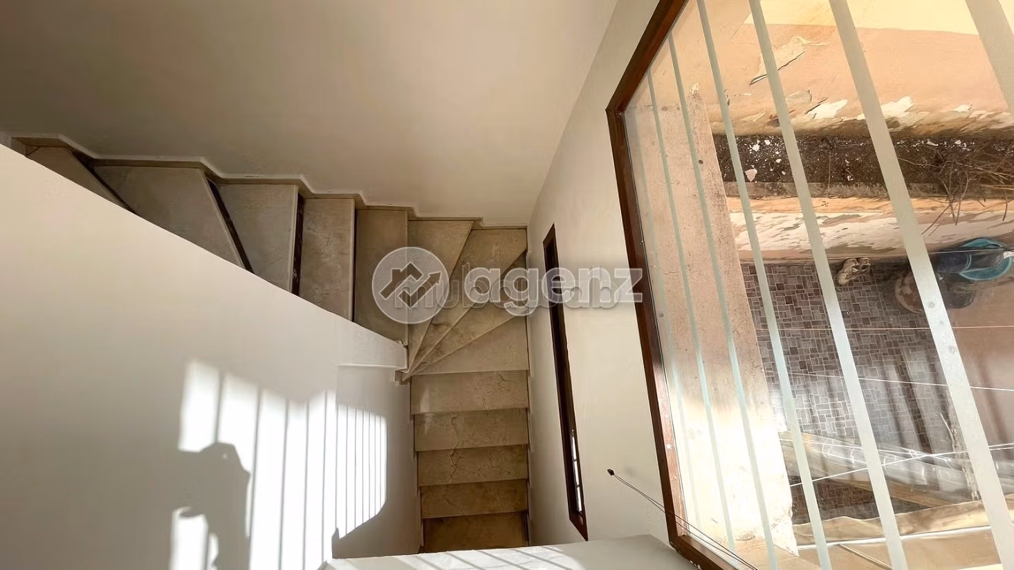 Duplex à vendre 198 m², 3 chambres 
Derb Ghalef 
Casablanca