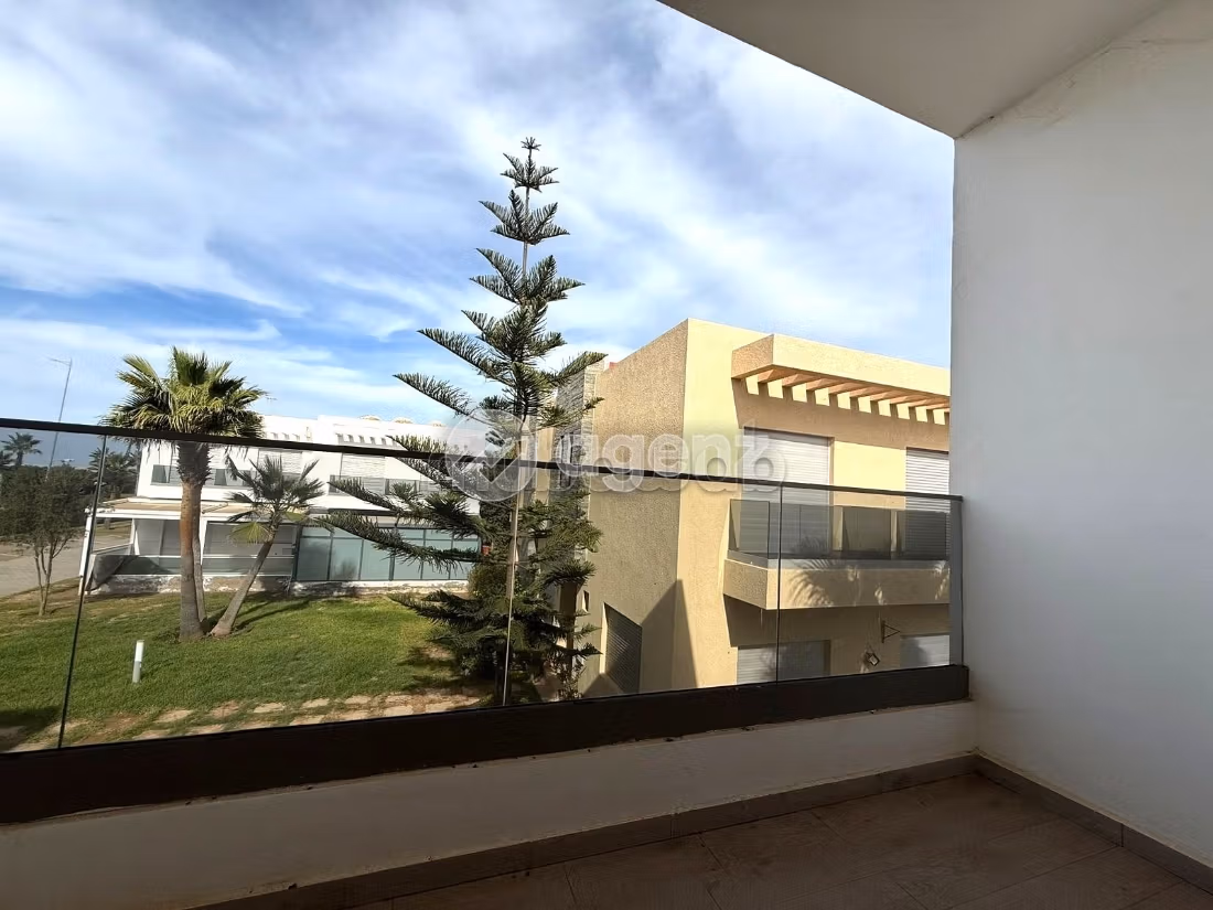 Suntuosa villa en venta. 3 hermosas habitaciones. Bien decorado