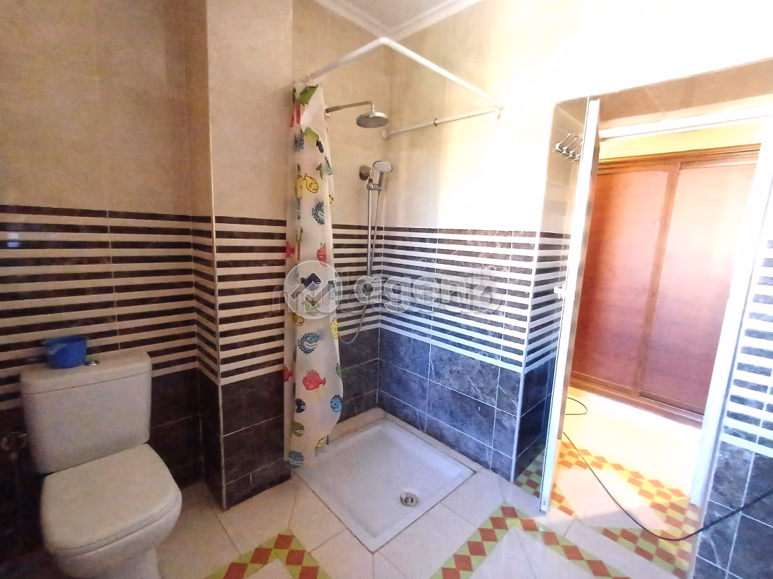 Villa à vendre 260 m², 5 chambres Targa Marrakech
