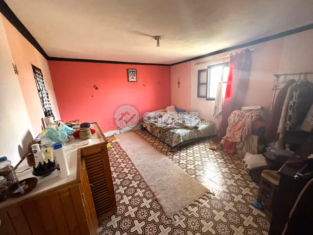 Nu kopen: villa's en luxe woningen in Assif. 10 Slaapkamers. Garage en tuin