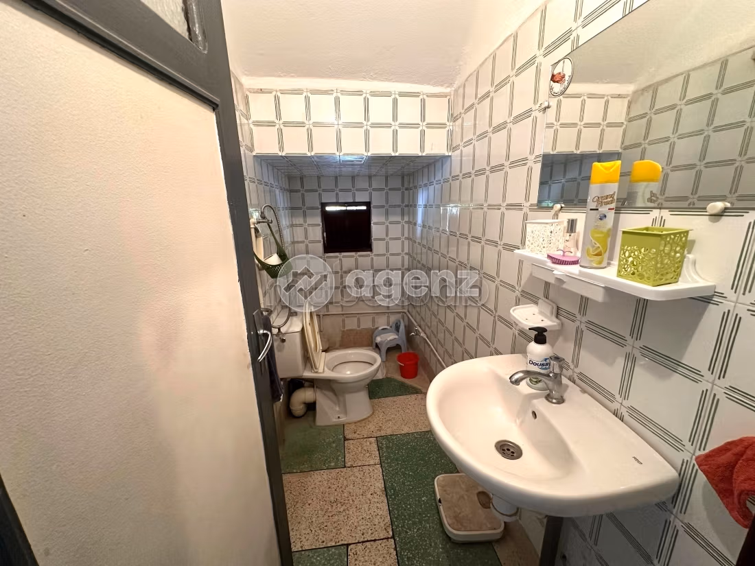 Nu kopen: villa's en luxe woningen in Assif. 10 Slaapkamers. Garage en tuin