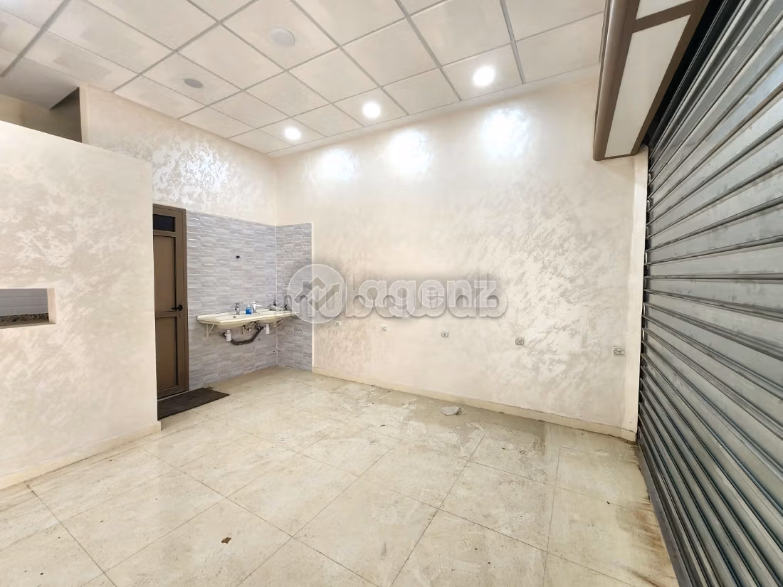 Commerce à vendre 44 m² Laazib Agadir