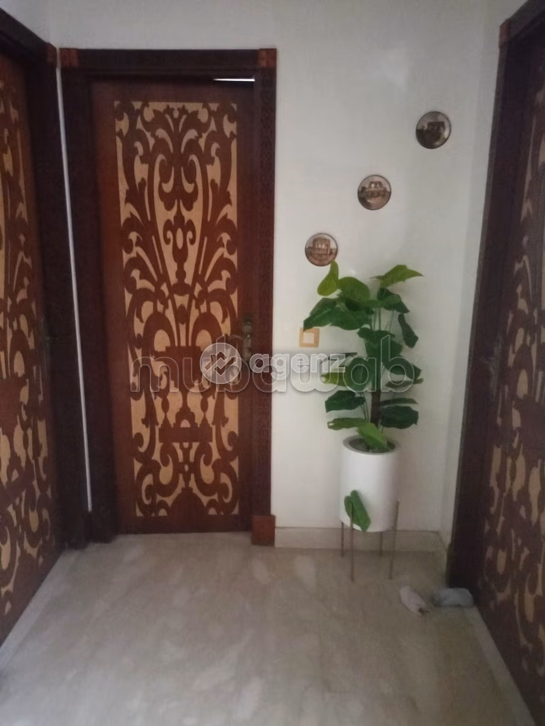 Eccezionale villa in vendita a Oulfa. 4 camere. Posto auto e terrazzo