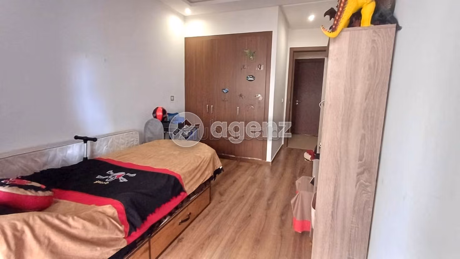Appartement 137 m² f Les Hôpitaux — 14