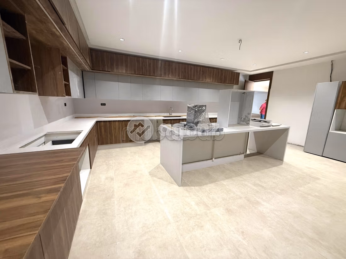 Villa à vendre 1 300 m², 6 chambres Ville Verte Bouskoura