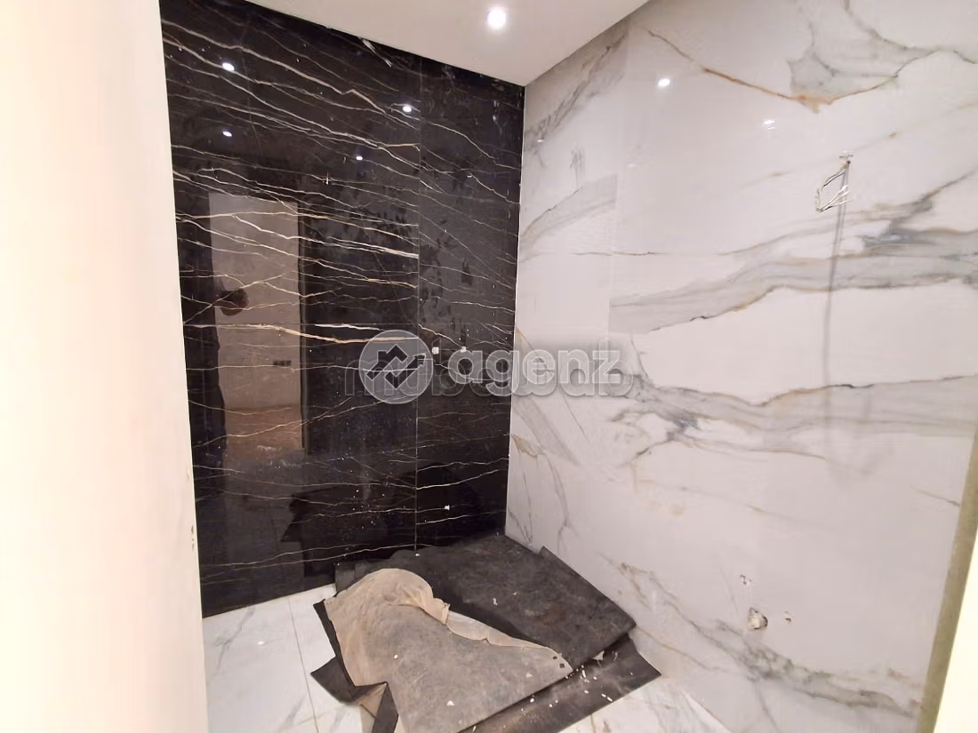 Villa à vendre 607 m², 7 chambres Ville Verte Bouskoura