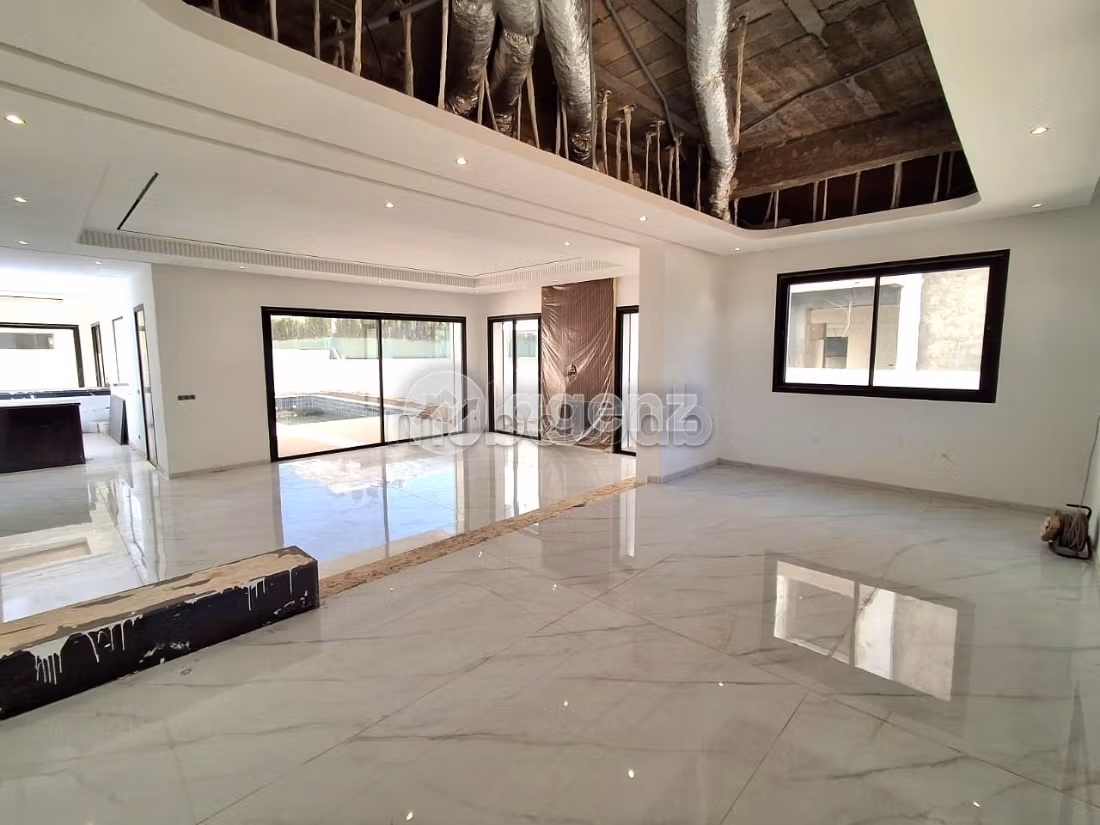 Villa à vendre 607 m², 7 chambres Ville Verte Bouskoura
