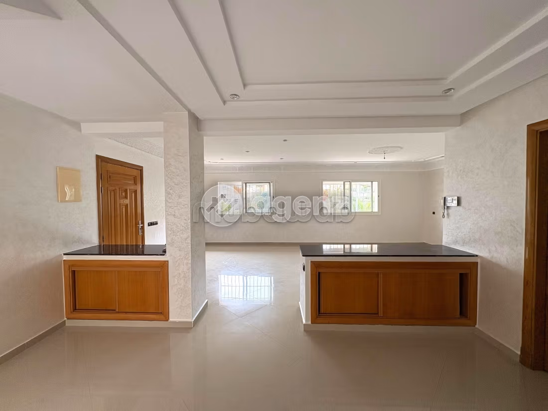 Duplex à vendre 212 m², 4 chambres Oulfa Casablanca