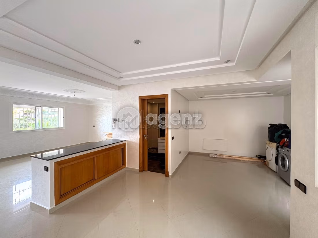 Duplex à vendre 212 m², 4 chambres Oulfa Casablanca