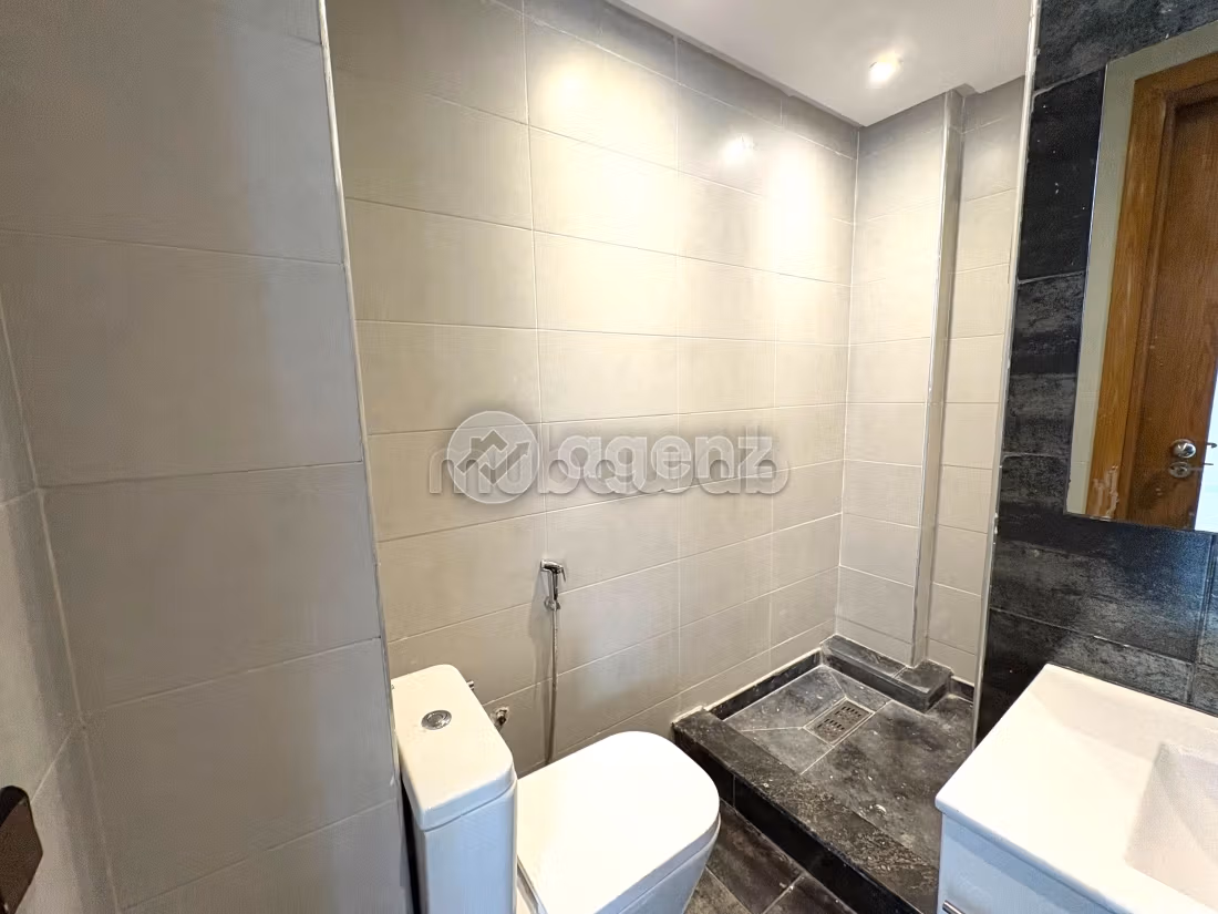 Duplex à vendre 212 m², 4 chambres Oulfa Casablanca