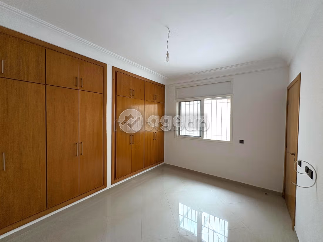 Duplex à vendre 212 m², 4 chambres Oulfa Casablanca