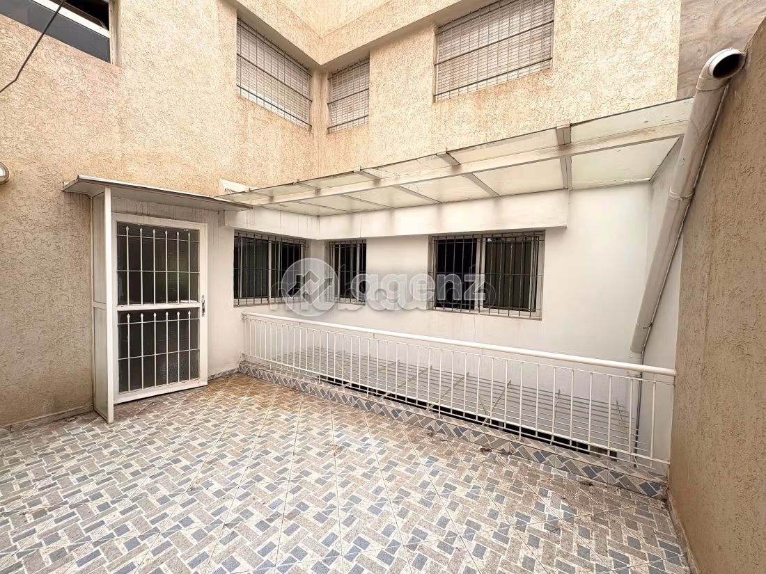 Duplex à vendre 212 m², 4 chambres Oulfa Casablanca