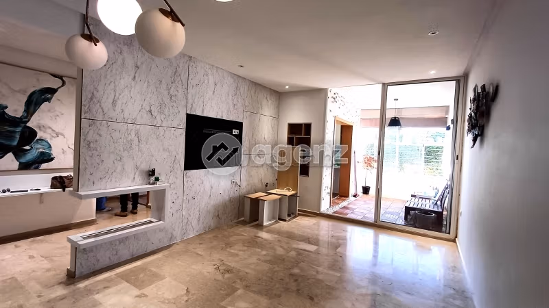 Apartment for rent. Area of 70 m². Garden and garage