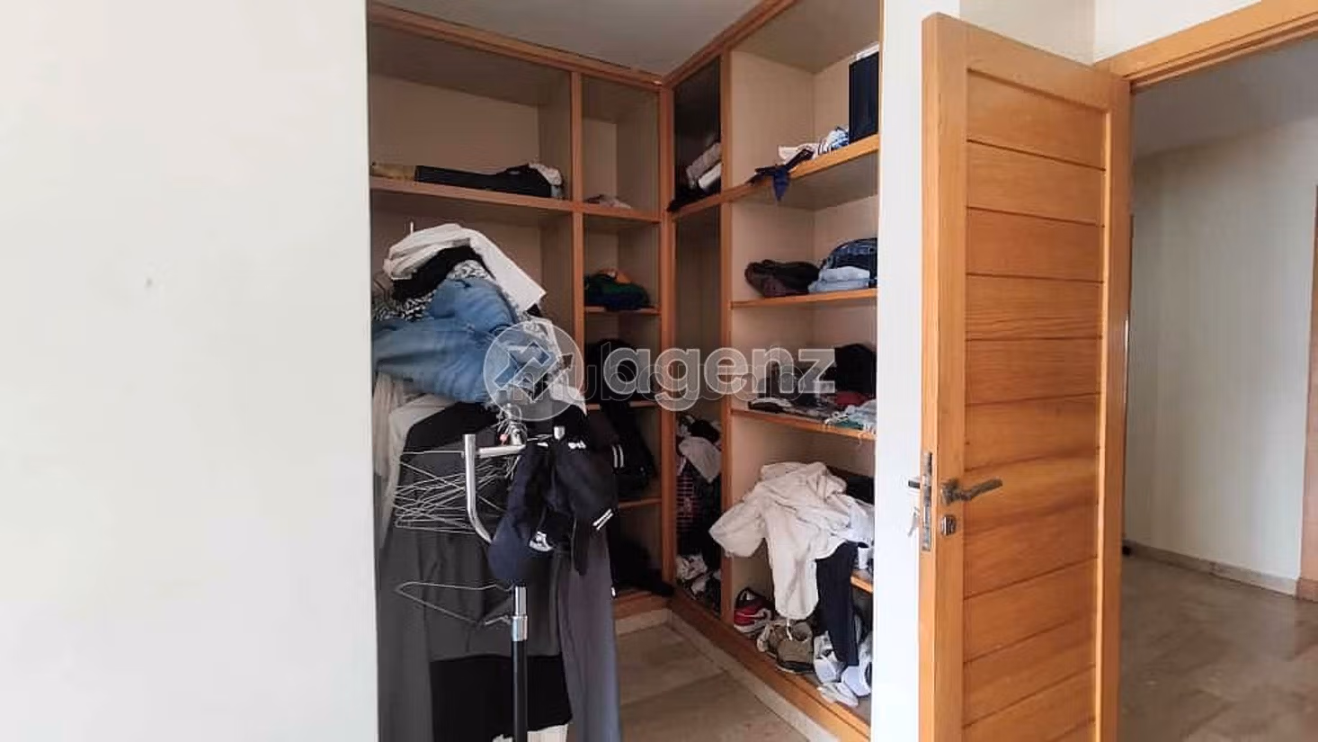 Splendido appartamento in vendita a Derb Ben Houmane. Superficie di 120 m². Ascensore e terrazzo