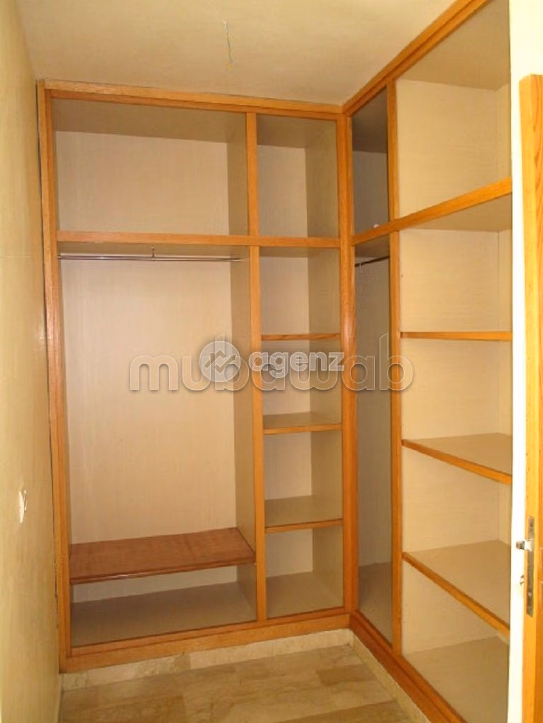 Splendido appartamento in vendita a Derb Ben Houmane. Superficie di 120 m². Ascensore e terrazzo