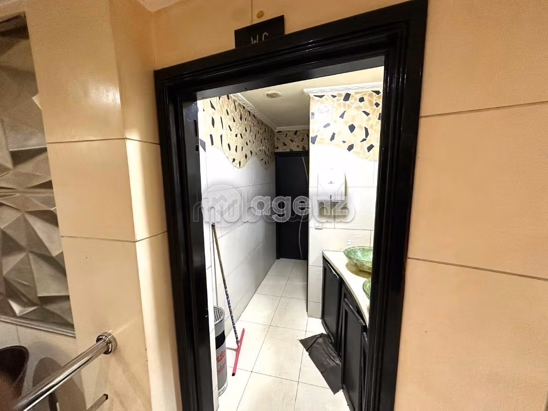 Commerce à vendre 500 m² Hay Chrifa Casablanca