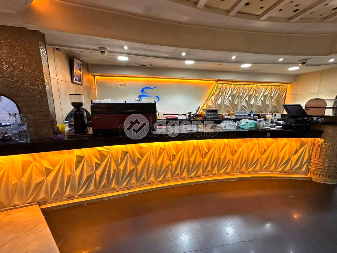 Commerce à vendre 500 m² Hay Chrifa Casablanca