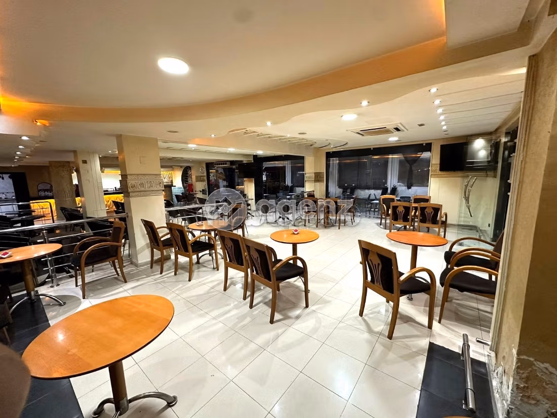 Commerce à vendre 500 m² Hay Chrifa Casablanca