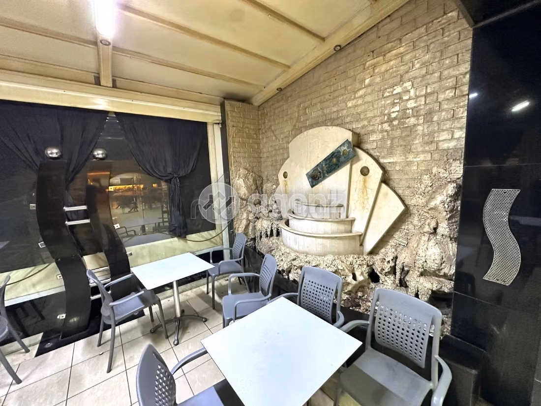 Commerce à vendre 500 m² Hay Chrifa Casablanca