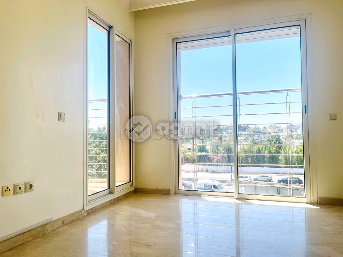 Appartement à vendre 103 m², 3 chambres Oasis Casablanca — 4