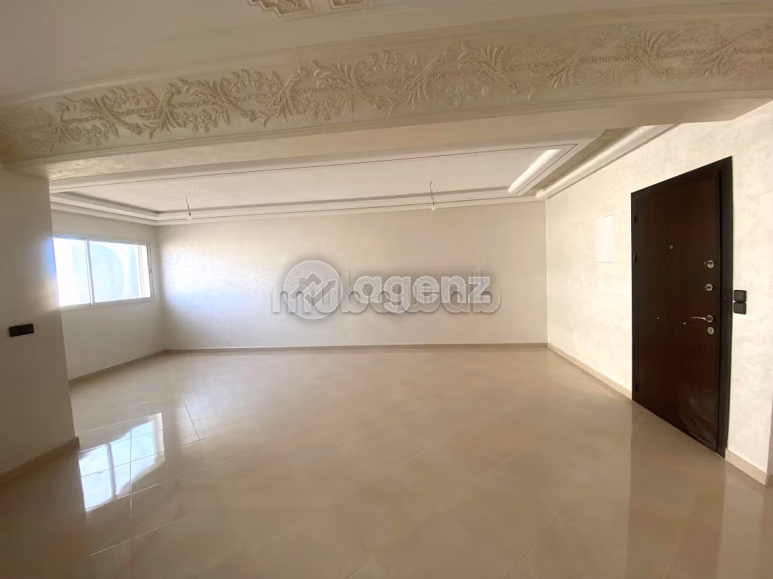 Splendido appartamento in vendita a Victoria. Superficie di 130 m². Ascensore e terrazzo