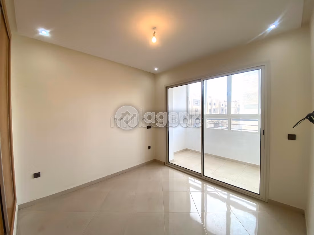 Splendido appartamento in vendita a Victoria. Superficie di 130 m². Ascensore e terrazzo