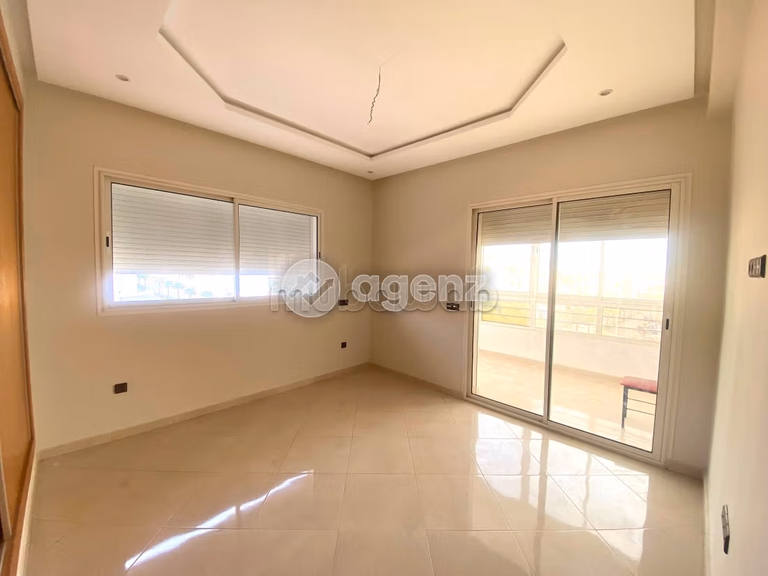 Splendido appartamento in vendita a Victoria. Superficie di 130 m². Ascensore e terrazzo