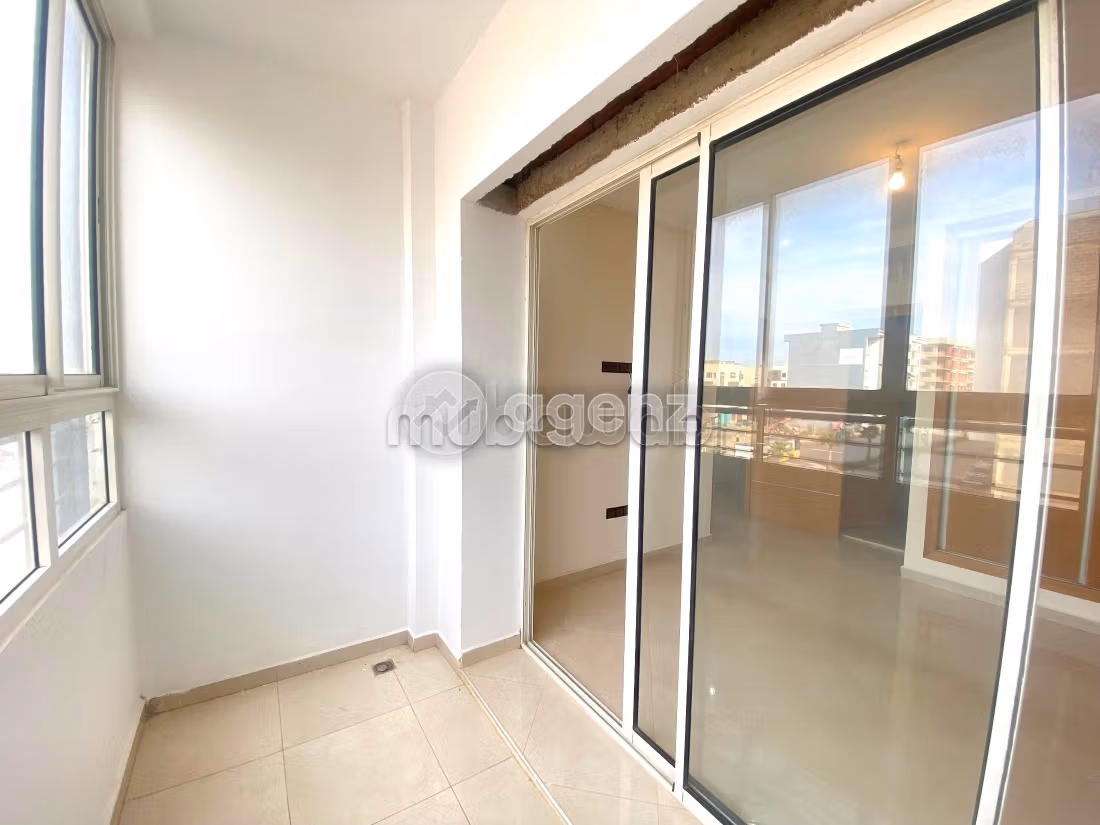 Splendido appartamento in vendita a Victoria. Superficie di 130 m². Ascensore e terrazzo