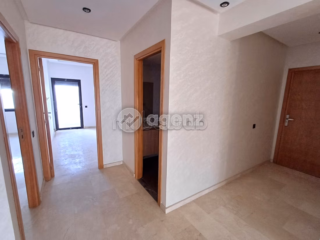 Appartement 87 m² à Bouskoura Ville — 17