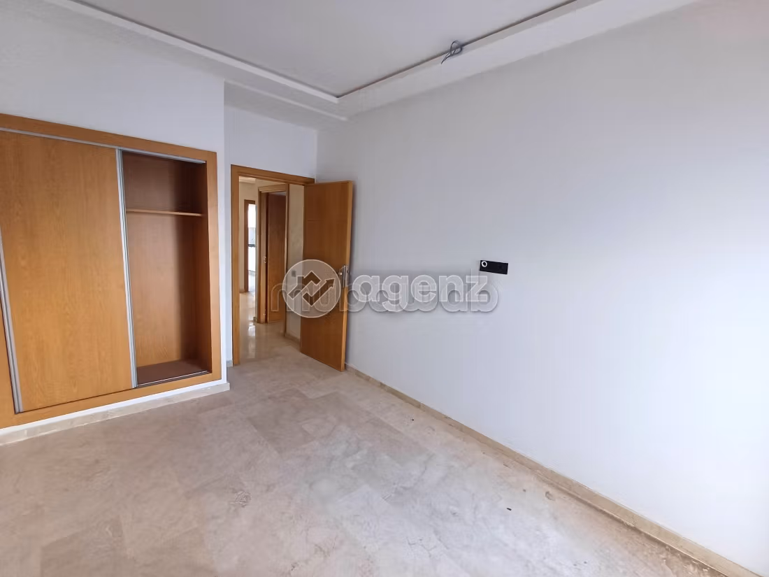 Appartement 87 m² à Bouskoura Ville — 9