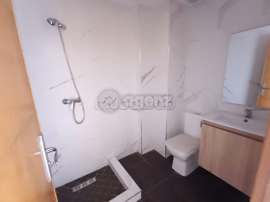 Appartement 87 m² à Bouskoura Ville — 12