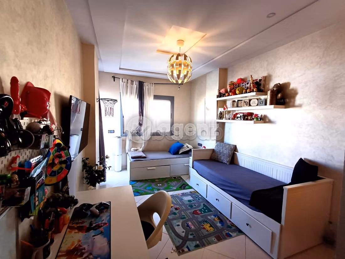 Piso en venta. Area 126 m². Ascensor