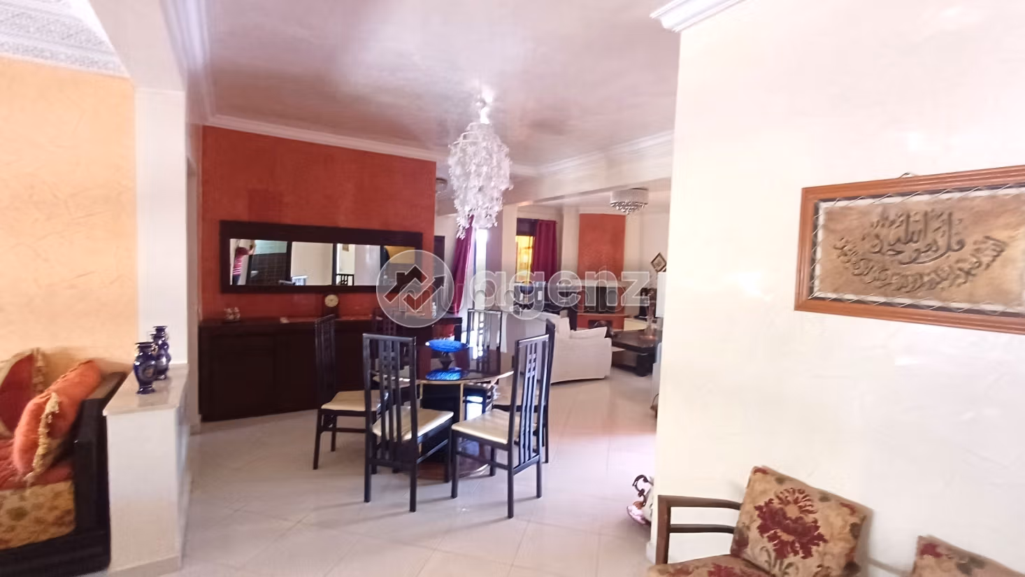 Beautiful apartment for sale. Small area 113 m². Cellar, Large terrace