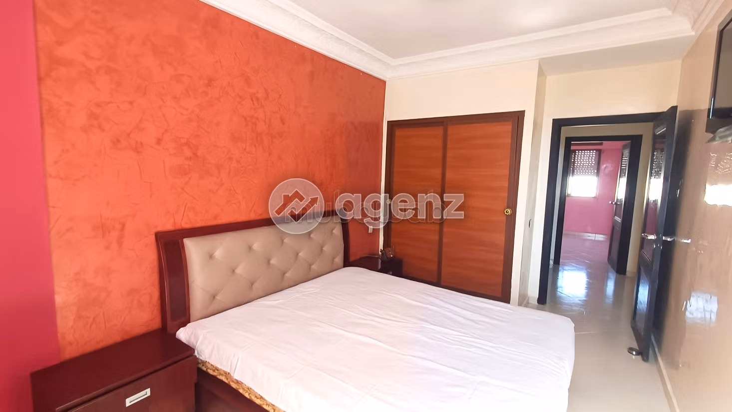 Beautiful apartment for sale. Small area 113 m². Cellar, Large terrace